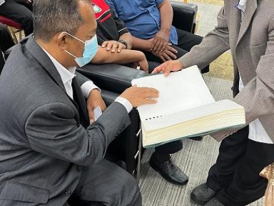  Lawatan Bermaklumat daripada Persatuan Orang-Orang Cacat Penglihatan Islam Malaysia (PERTIS) Wilayah Terengganu Seberang Takir ke Pejabat Daerah Kuala Nerus.